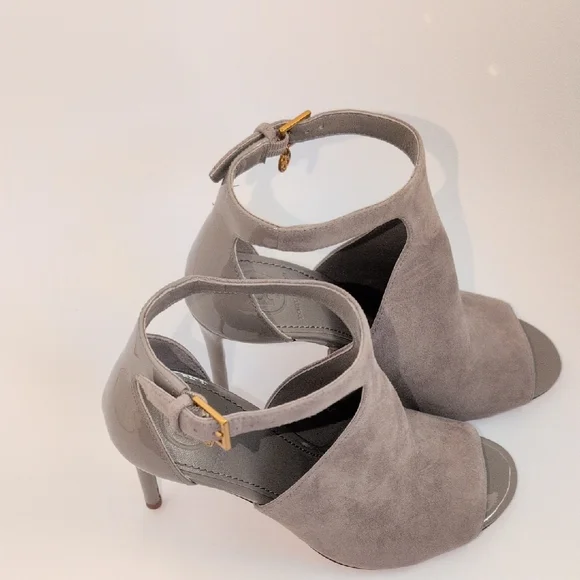 Tory Burch Gray Suede Ashton Bootie Heel Shoes size 5M - Picture 3 of 15